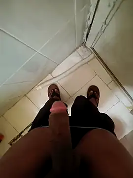 loveme99004 online show from February 6, 2026, 2:27 am