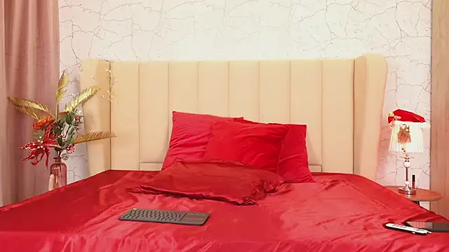 Snapshot of AlitaAnise chatting on December 12, 2024, 8:32 pm AlitaAnise online show from December 12, 2024, 8:32 pm