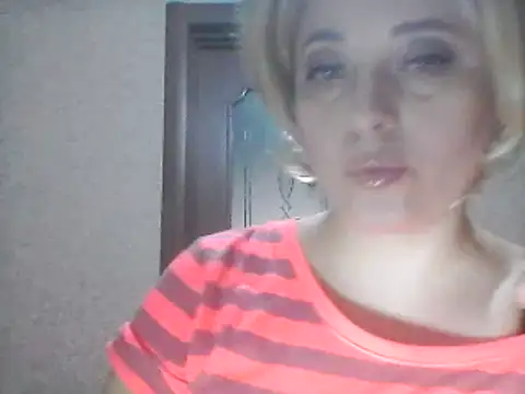 SweetCandy356 online show from March 16, 2025, 11:27 am