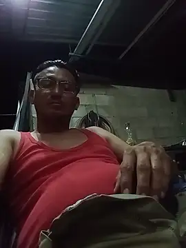 Andresguz35 online show from November 9, 2025, 4:00 am