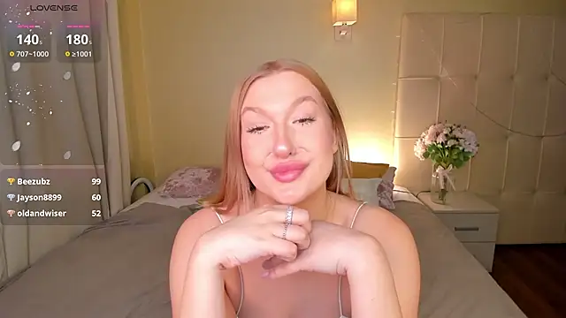 Emma  Leee online show from February 6, 2025, 4:10 am