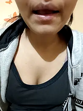 Sanaya 7 online show from December 5, 2024, 11:49 am