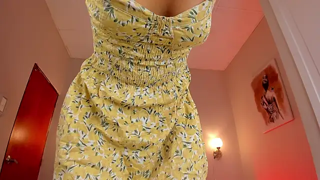 Snapshot of dani_skinny_ chatting on February 27, 2025, 11:52 am dani skinny online show from February 27, 2025, 11:52 am