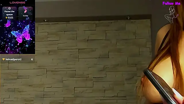 Snapshot of VictoriaMazze chatting on January 8, 2026, 3:31 am VictoriaMazze online show from January 8, 2026, 3:31 am