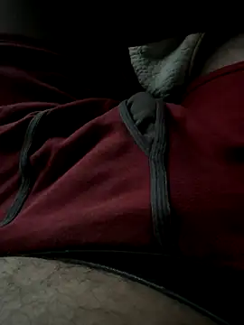 jrizz215 online show from December 14, 2025, 1:44 am