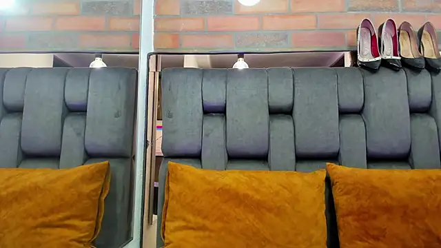 JESSYCORTES online show from September 28, 2025, 2:50 am