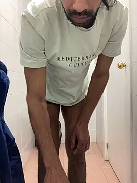 Snapshot of Lucascacaca chatting on December 9, 2024, 6:46 pm Lucascacaca online show from December 9, 2024, 6:46 pm