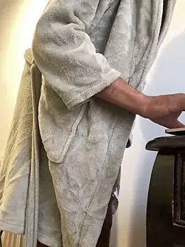 Snapshot of Lucascacaca chatting on February 18, 2025, 9:32 am Lucascacaca online show from February 18, 2025, 9:32 am