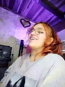 SophiaWeestt99 online show from March 5, 2025, 7:38 am