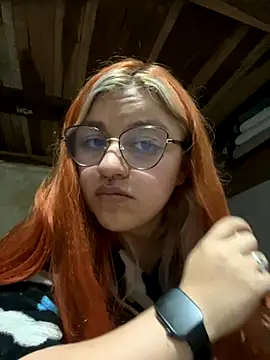 SophiaWeestt99 online show from September 24, 2025, 1:42 am