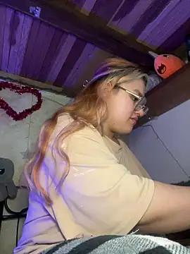 SophiaWeestt99 online show from March 2, 2026, 5:08 am