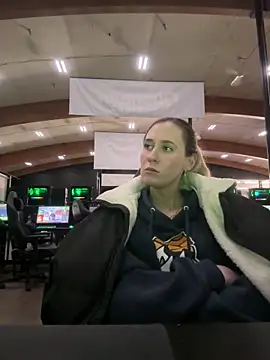 Snapshot of M1ssyk1ssy chatting on January 31, 2025, 10:42 pm M1ssyk1ssy online show from January 31, 2025, 10:42 pm