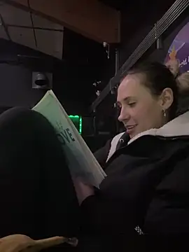 Snapshot of M1ssyk1ssy chatting on February 5, 2025, 1:26 am M1ssyk1ssy online show from February 5, 2025, 1:26 am