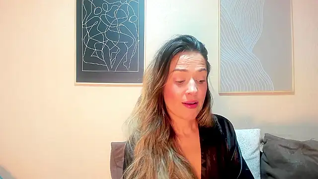 Snapshot of camilawm19 chatting on December 8, 2024, 10:41 am camilawm19 online show from December 8, 2024, 10:41 am