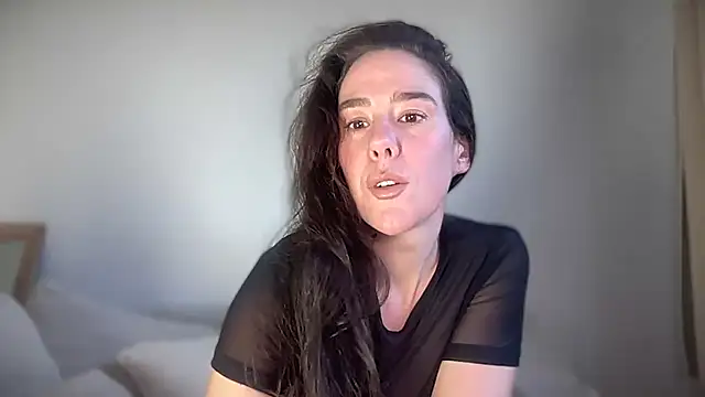 MilkyHoneyLullabies online show from September 12, 2025, 12:27 pm