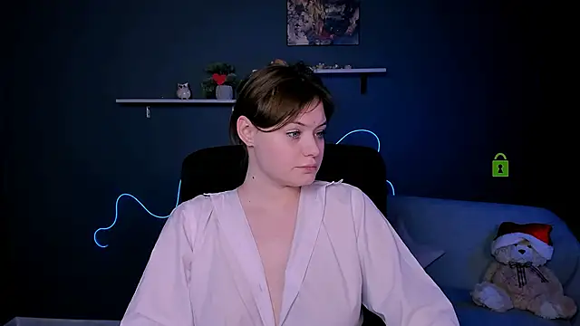 nikole kitt online show from March 2, 2025, 4:50 am