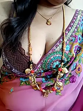 gaurika18 online show from March 1, 2025, 4:58 am