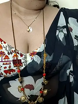 gaurika18 online show from October 3, 2025, 10:23 am