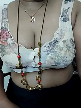 gaurika18 online show from October 4, 2025, 2:20 am