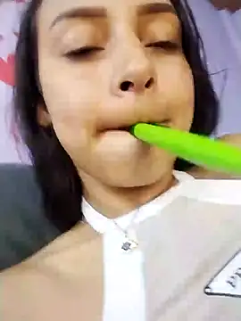 emma ambar online show from February 20, 2025, 4:28 am