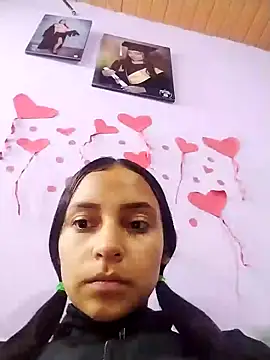 emma ambar online show from March 11, 2025, 2:10 am