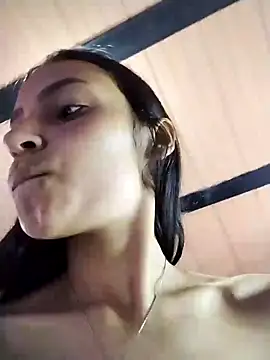 emma ambar online show from March 14, 2025, 4:43 am