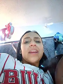 emma ambar online show from January 16, 2026, 6:01 pm