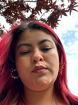 lia moon77 online show from October 3, 2025, 7:22 pm