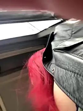 lia moon77 online show from December 13, 2025, 7:53 pm