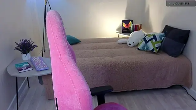 Lill Mary online show from February 22, 2025, 2:17 am