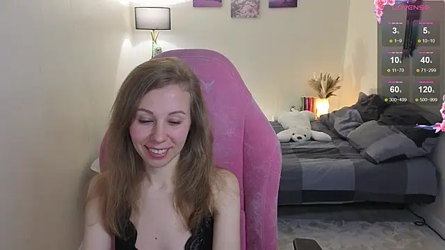 Lill Mary online show from October 13, 2025, 2:44 am