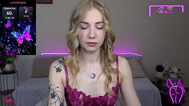 Snapshot of LunaBelli chatting on May 7, 2026, 7:14 am LunaBelli online show from May 7, 2026, 7:14 am