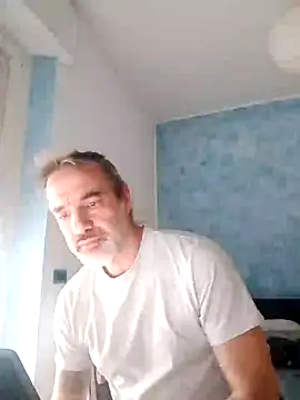 Snapshot of Marcolino183 chatting on January 13, 2025, 2:00 pm Marcolino183 online show from January 13, 2025, 2:00 pm