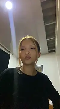 baby lizy online show from January 4, 2025, 12:27 am