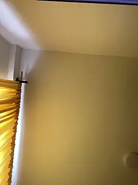 baby lizy online show from April 1, 2026, 8:39 pm