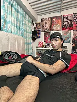 dylan fun18 online show from June 11, 2026, 2:53 am