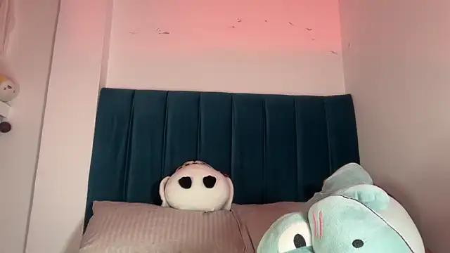 alice guerin  online show from March 15, 2026, 4:40 am