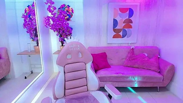 Gabby evanns online show from September 26, 2025, 12:09 pm