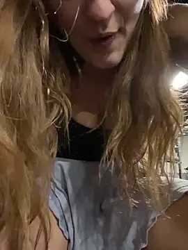 Snapshot of psilybaby chatting on January 9, 2025, 5:34 am psilybaby online show from January 9, 2025, 5:34 am