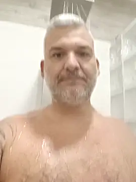 Holaluz2 online show from December 5, 2025, 7:10 pm