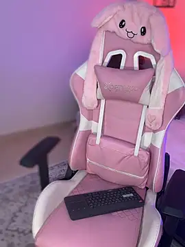 ashlyrey-1 online show from December 17, 2025, 10:16 pm