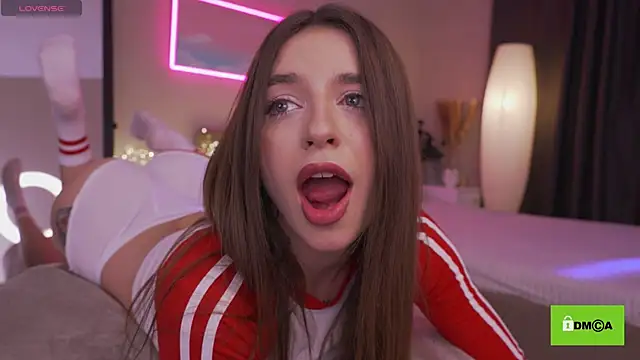 Snapshot of Deeptalkss chatting on February 12, 2025, 8:38 am Deeptalkss online show from February 12, 2025, 8:38 am