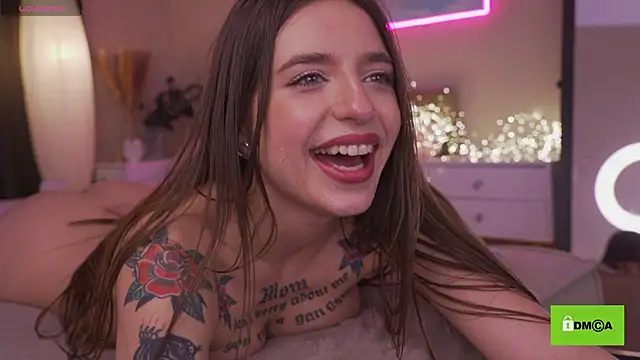 Snapshot of Deeptalkss chatting on February 13, 2025, 8:48 am Deeptalkss online show from February 13, 2025, 8:48 am