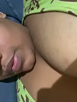 Snapshot of vic_pretynhaa chatting on January 21, 2025, 1:32 pm vic pretynhaa online show from January 21, 2025, 1:32 pm