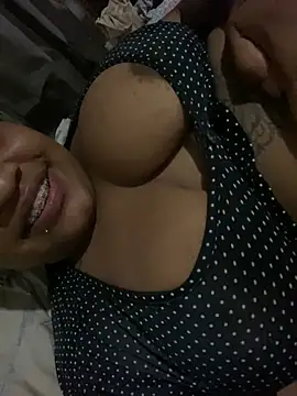 Snapshot of vic_pretynhaa chatting on February 14, 2025, 5:09 am vic pretynhaa online show from February 14, 2025, 5:09 am