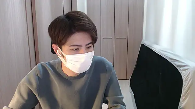 Snapshot of ryota_kkk chatting on February 17, 2026, 12:56 pm ryota kkk online show from February 17, 2026, 12:56 pm