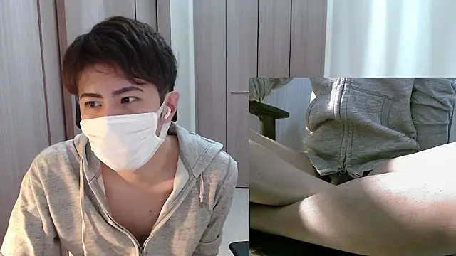 Snapshot of ryota_kkk chatting on February 20, 2026, 11:32 am ryota kkk online show from February 20, 2026, 11:32 am