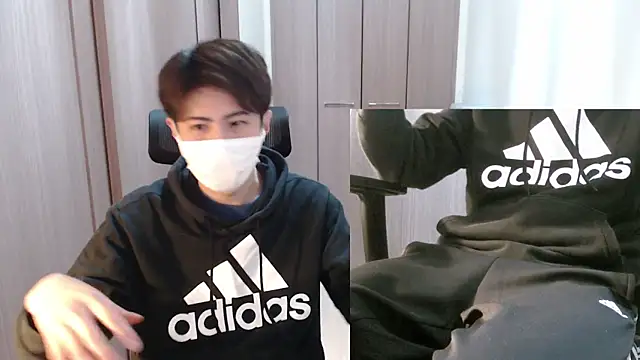 Snapshot of ryota_kkk chatting on March 9, 2026, 11:47 am ryota kkk online show from March 9, 2026, 11:47 am