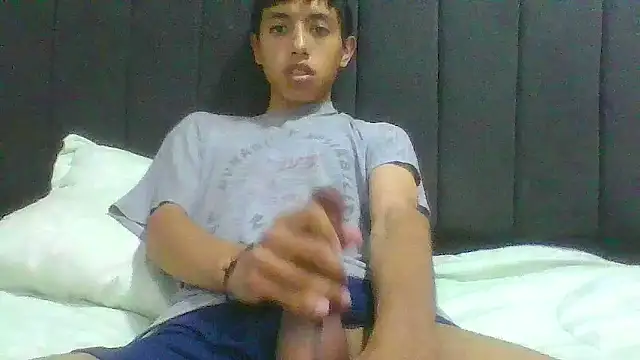 danuel23 online show from November 19, 2025, 8:42 pm