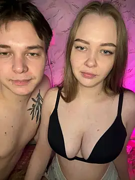 Family-Mm1 online show from April 13, 2026, 7:58 am